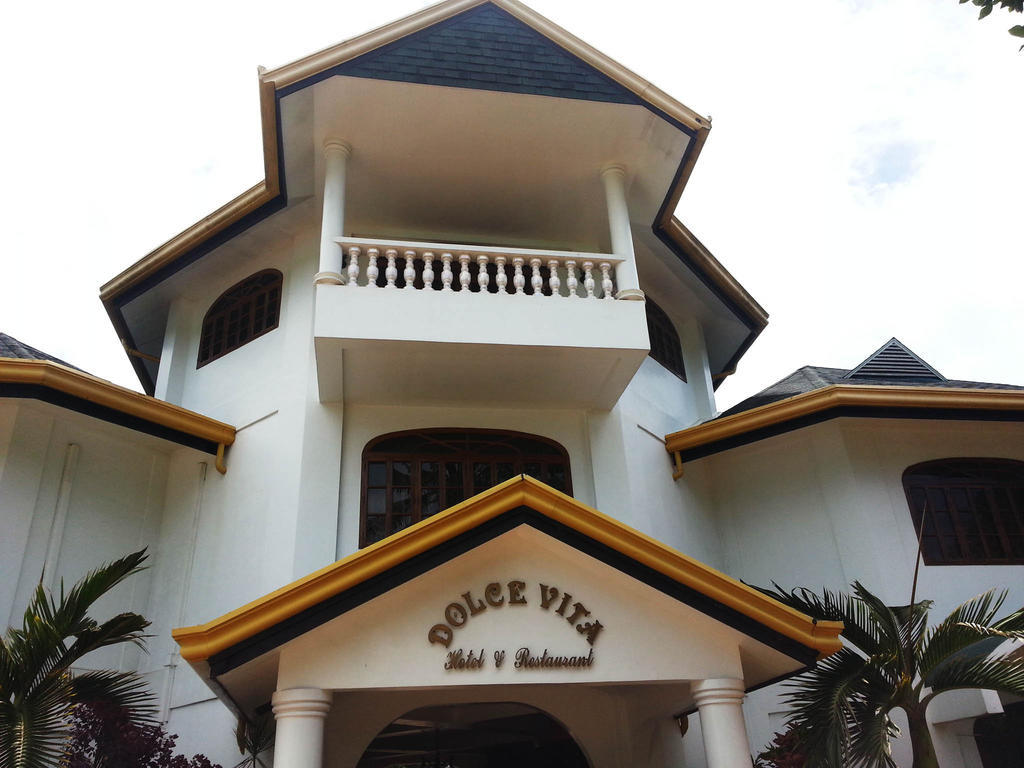 Dolce Vita Hotel Puerto Princesa Exterior foto